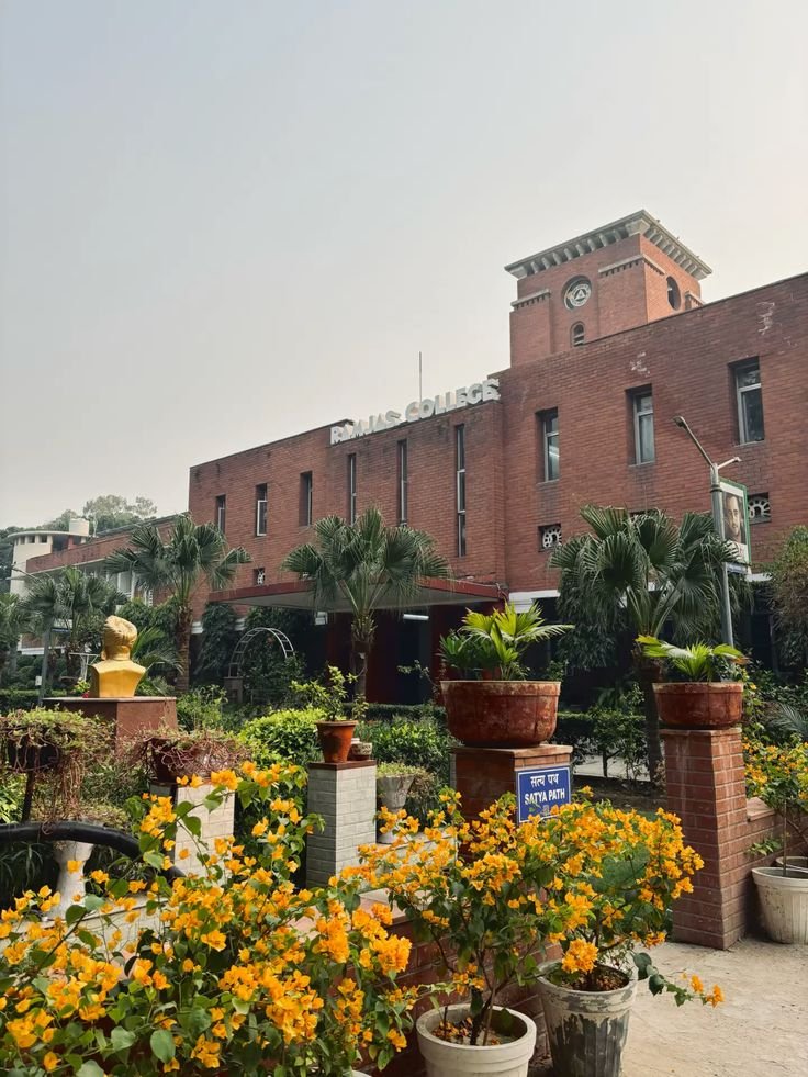 74% of Tech Interns in Faridabad Join College Societies for Resume Flex